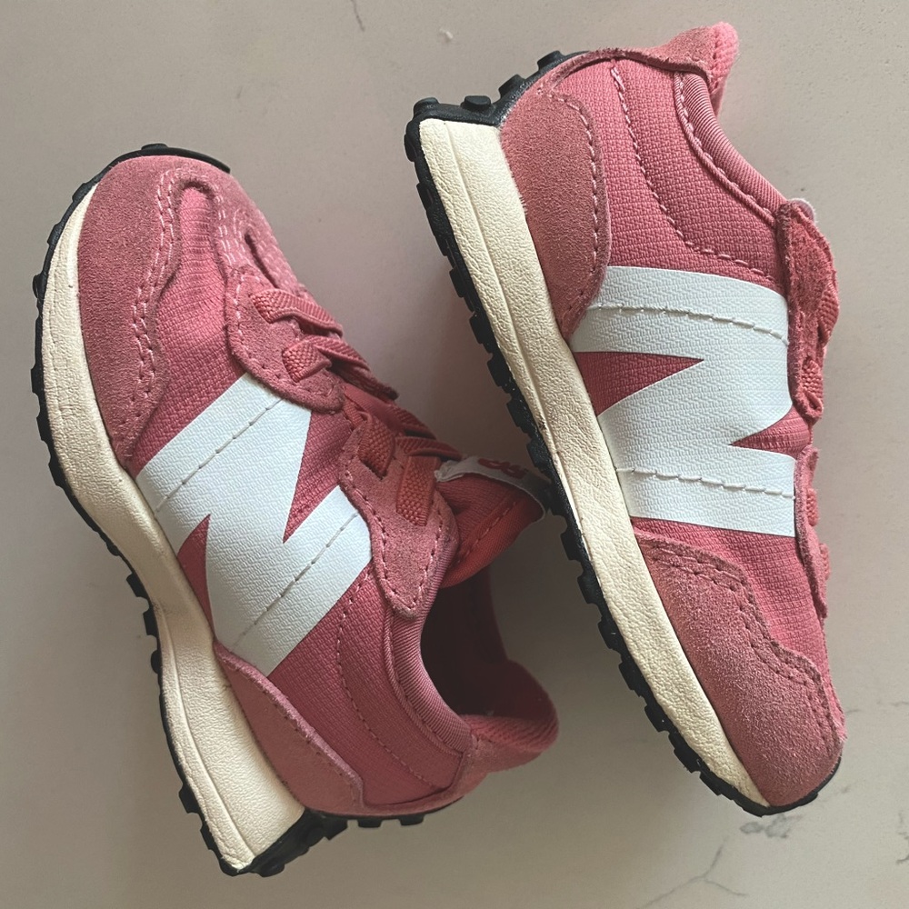 Toddler Pink New Balance 327 Sneakers